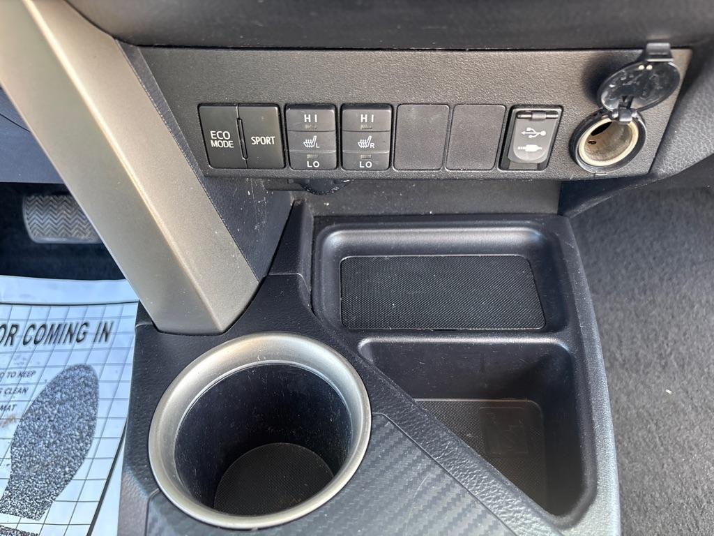 Toyota RAV4 AWD 4dr Limited (Natl) 2013