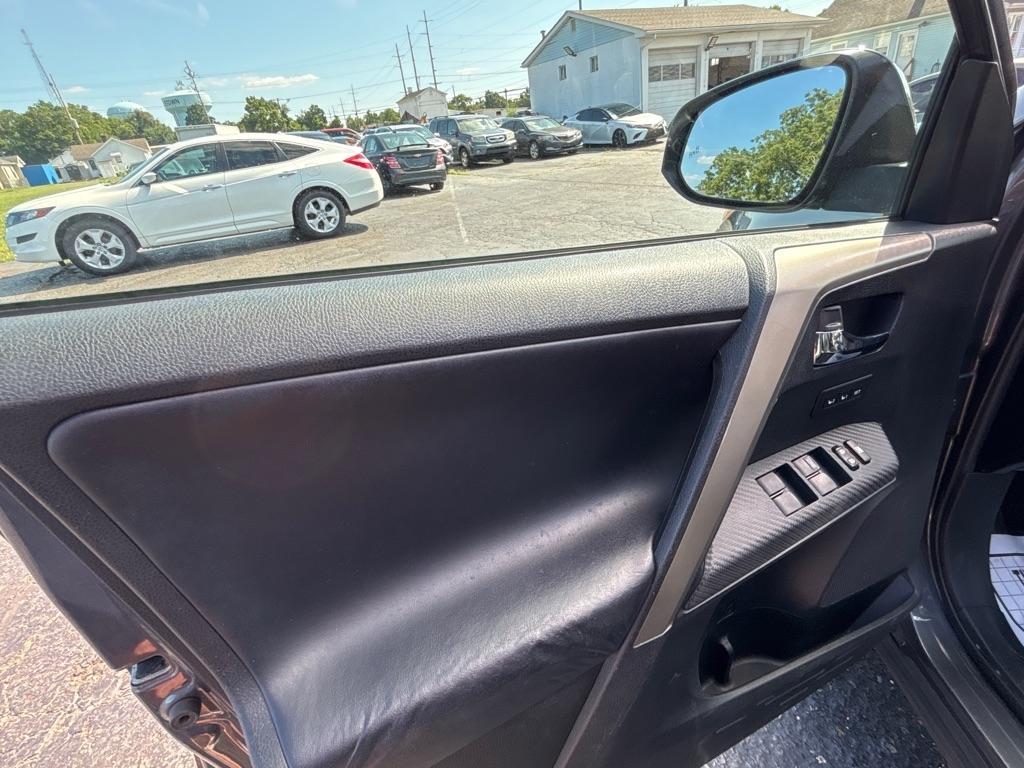 Toyota RAV4 AWD 4dr Limited (Natl) 2013