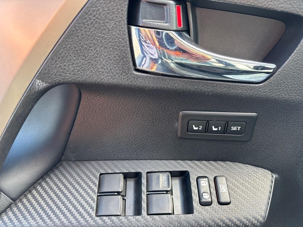 Toyota RAV4 AWD 4dr Limited (Natl) 2013