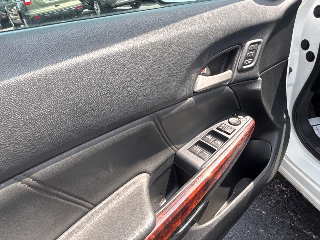 Honda Accord Crosstour 4WD 5dr EX-L 2011