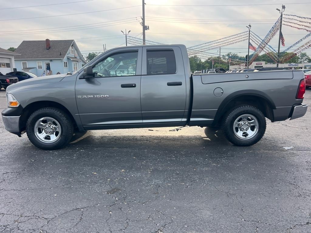 RAM 1500 4WD Quad Cab 140.5" Tradesman 2012