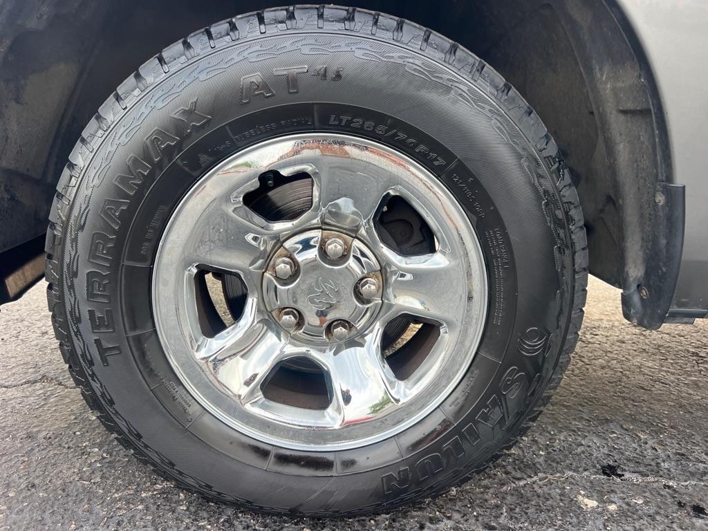 RAM 1500 4WD Quad Cab 140.5" Tradesman 2012