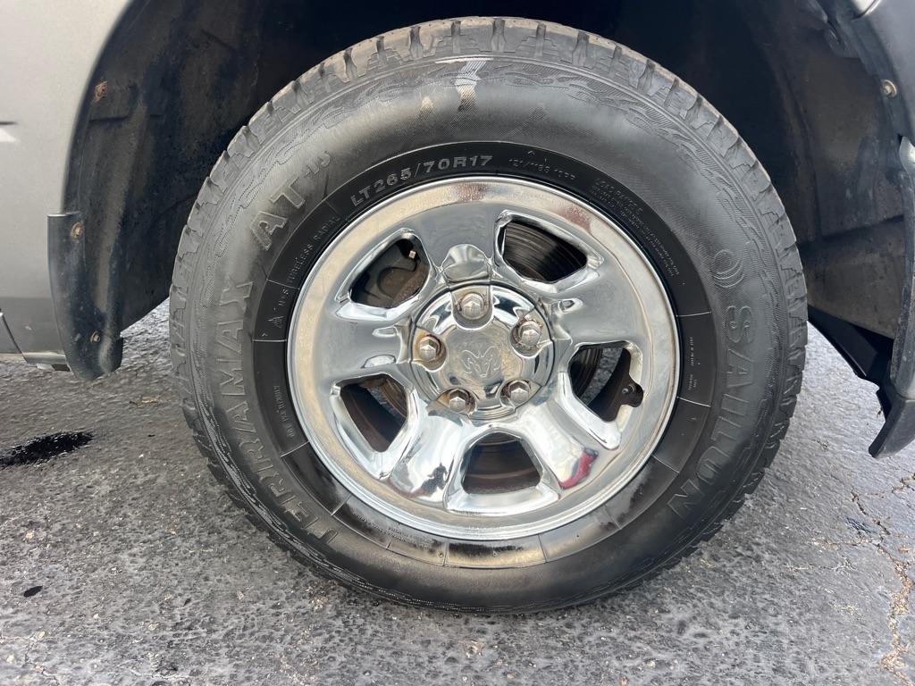 RAM 1500 4WD Quad Cab 140.5" Tradesman 2012