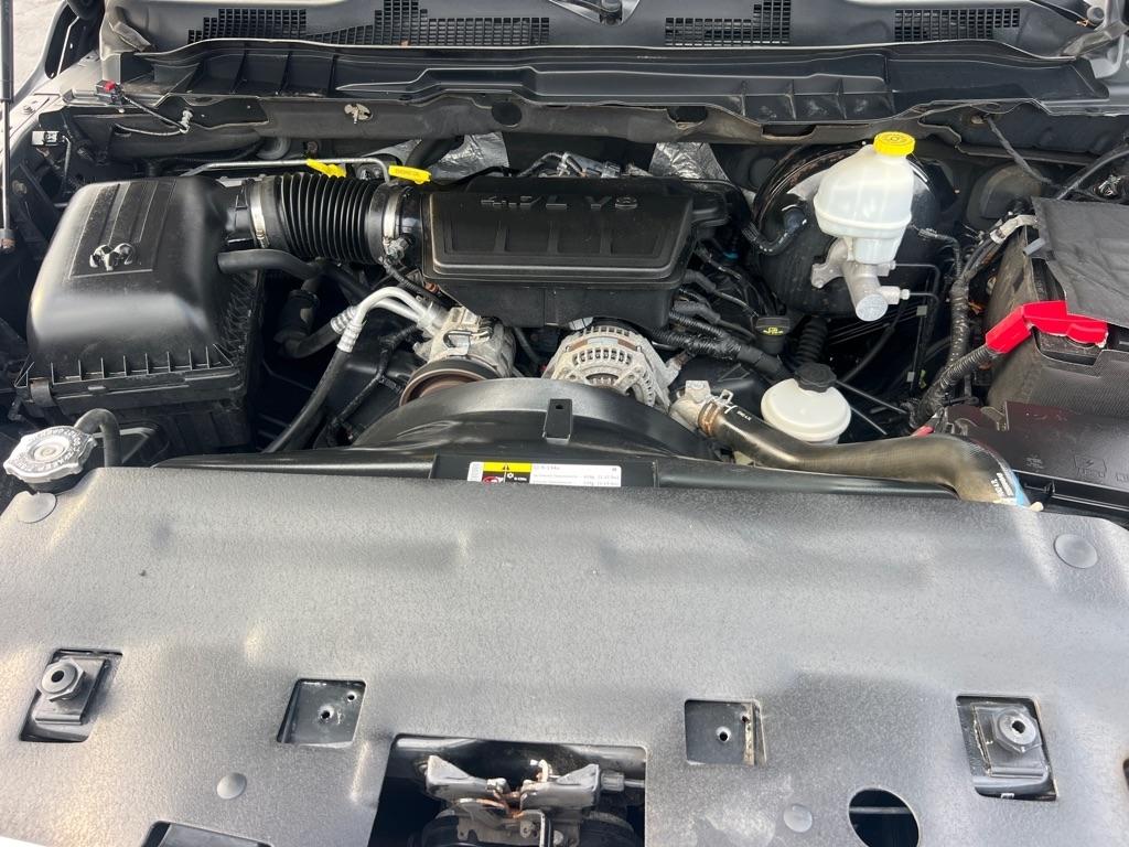 RAM 1500 4WD Quad Cab 140.5" Tradesman 2012