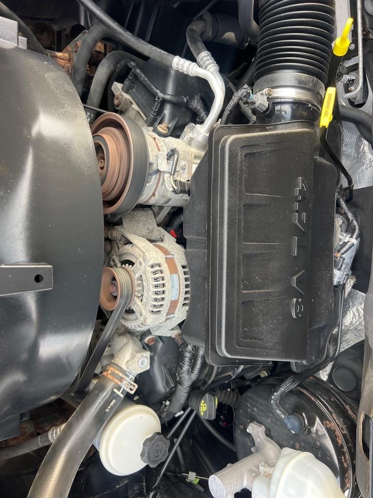 RAM 1500 4WD Quad Cab 140.5" Tradesman 2012