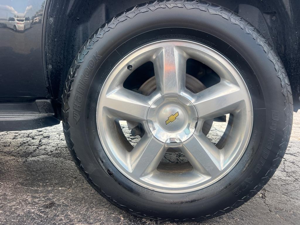 Chevrolet Tahoe 4WD 4dr 1500 LT 2012