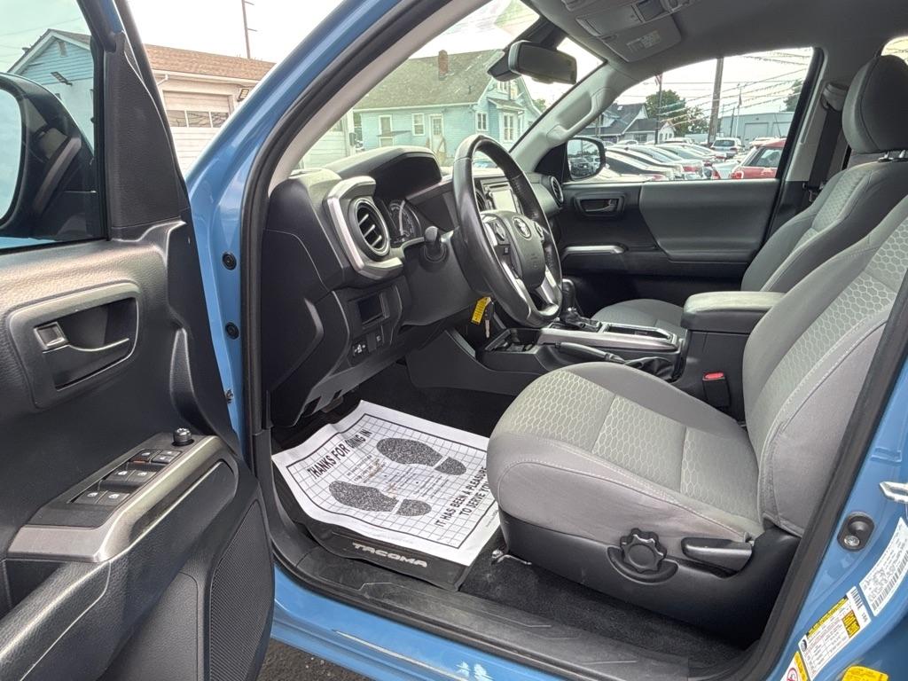 Toyota Tacoma 4WD TRD Off Road Double Cab 6' Bed V6 AT (Natl) 2019