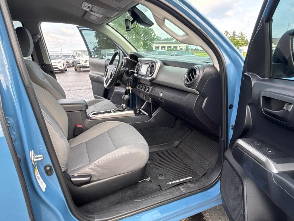 Toyota Tacoma 4WD TRD Off Road Double Cab 6' Bed V6 AT (Natl) 2019