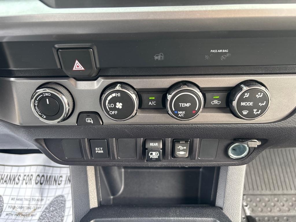 Toyota Tacoma 4WD TRD Off Road Double Cab 6' Bed V6 AT (Natl) 2019