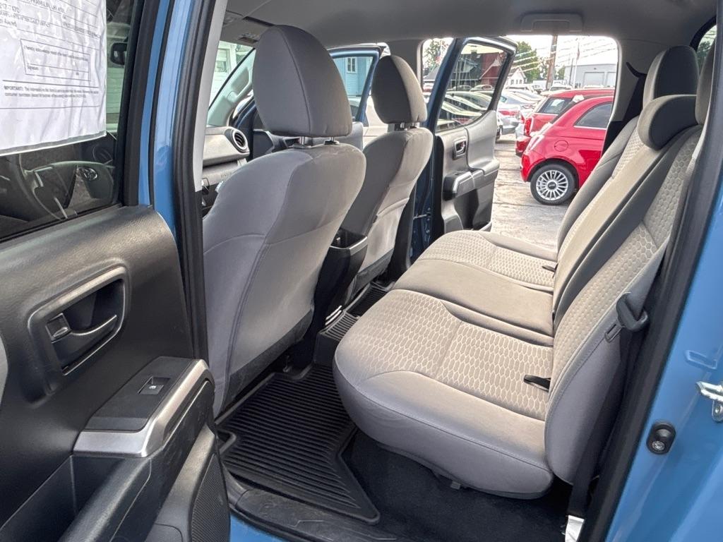 Toyota Tacoma 4WD TRD Off Road Double Cab 6' Bed V6 AT (Natl) 2019