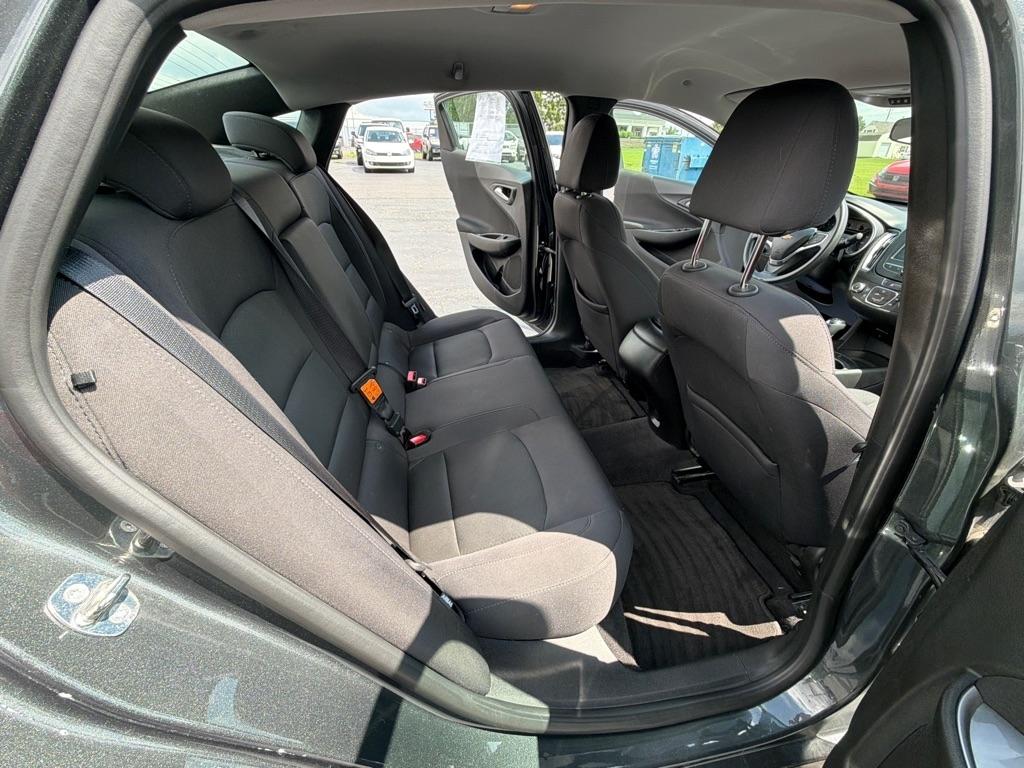 Chevrolet Malibu 4dr Sdn LS w/1LS 2017