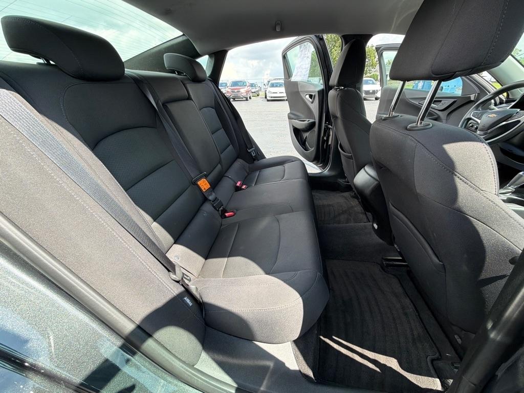 Chevrolet Malibu 4dr Sdn LS w/1LS 2017