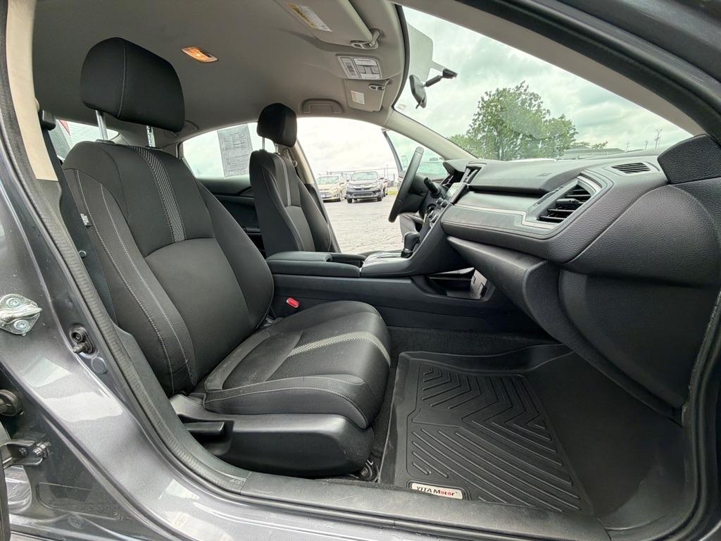 Honda Civic Sedan 4dr CVT LX 2016