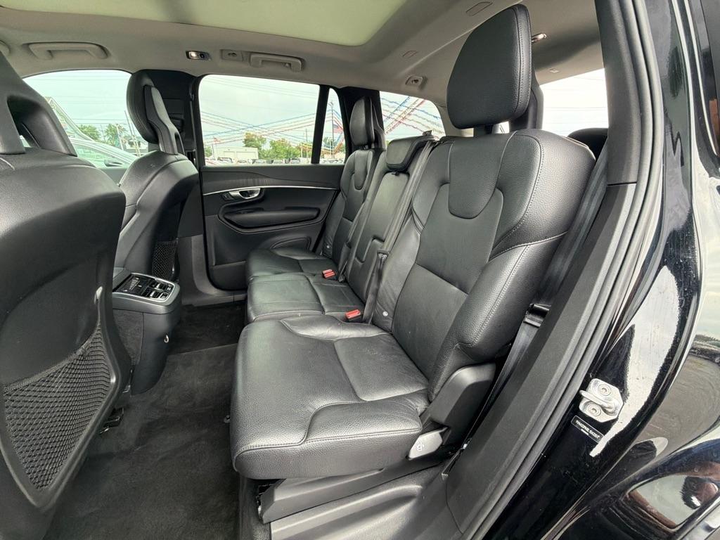 Volvo XC90 T6 AWD Momentum 7 Passenger 2020
