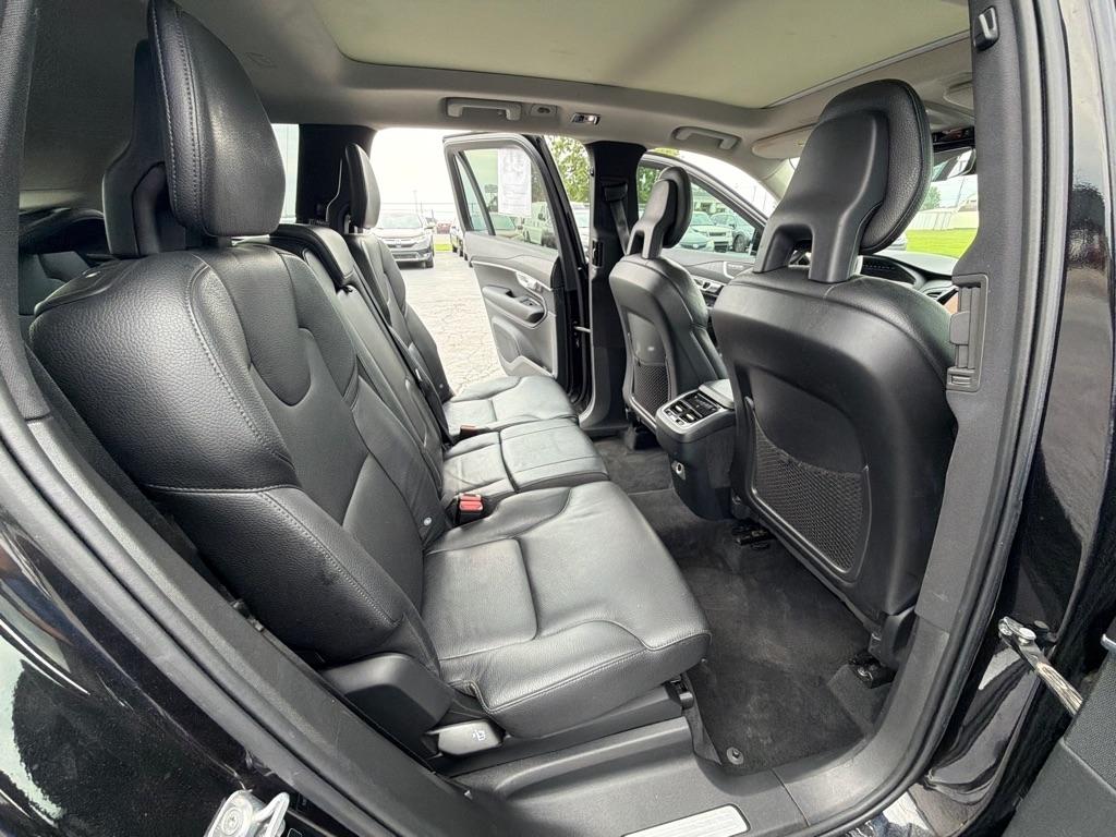Volvo XC90 T6 AWD Momentum 7 Passenger 2020