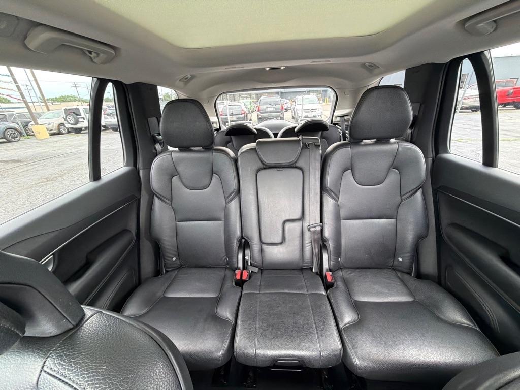 Volvo XC90 T6 AWD Momentum 7 Passenger 2020