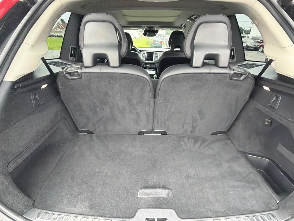 Volvo XC90 T6 AWD Momentum 7 Passenger 2020