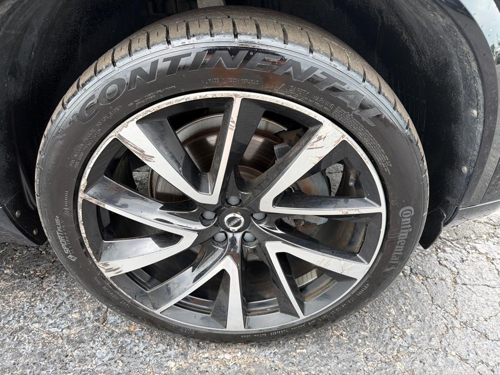 Volvo XC90 T6 AWD Momentum 7 Passenger 2020