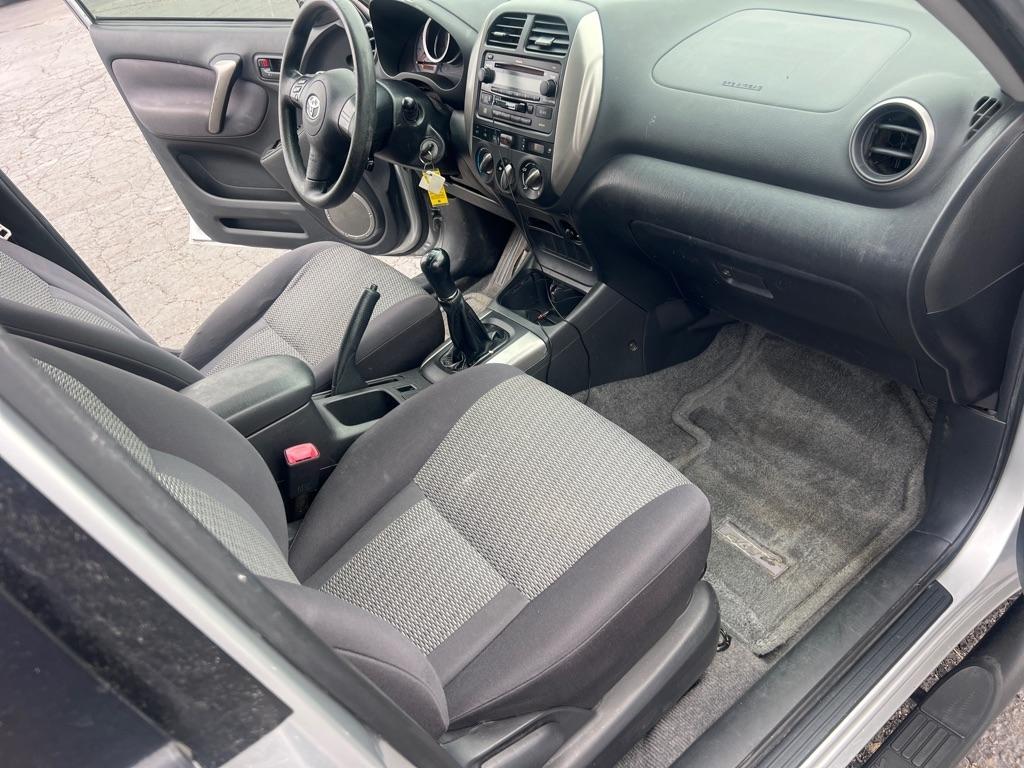 Toyota RAV4 4dr Manual 4WD (Natl) 2004