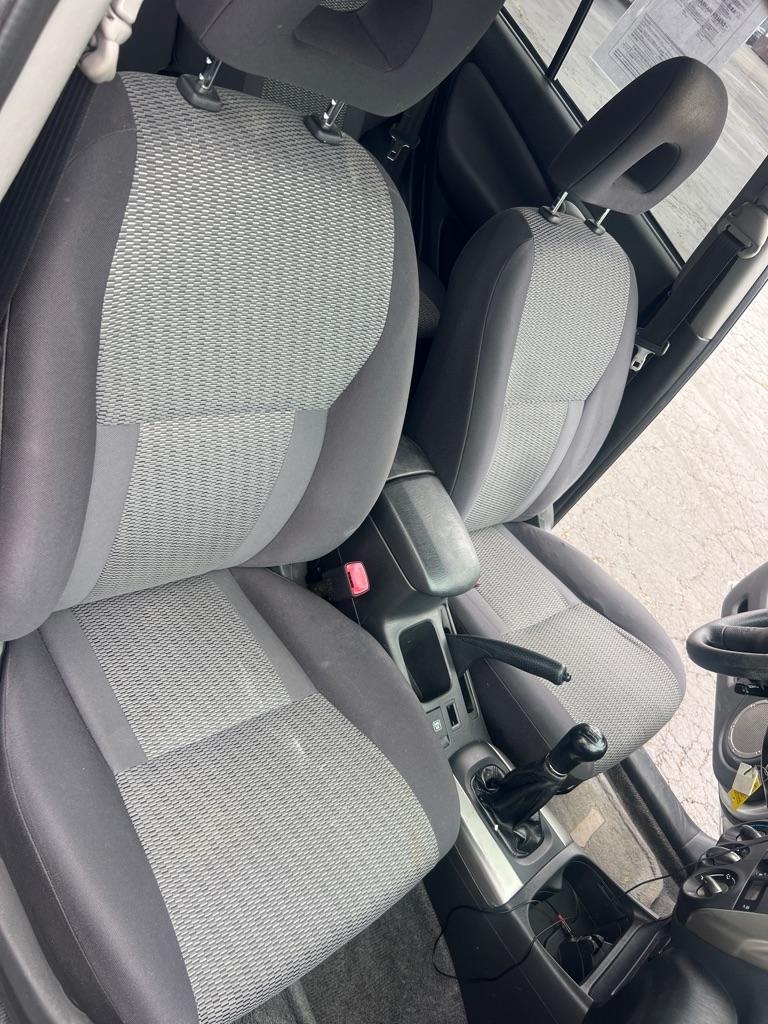Toyota RAV4 4dr Manual 4WD (Natl) 2004