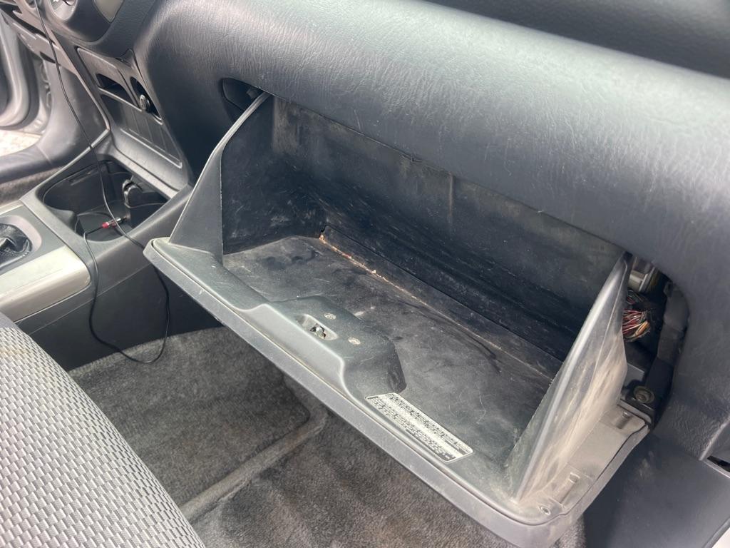 Toyota RAV4 4dr Manual 4WD (Natl) 2004