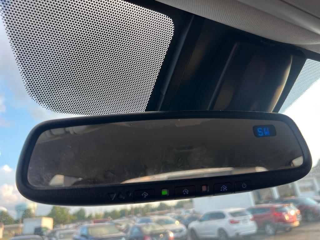 Toyota Tundra 4WD TRD Pro CrewMax 5.5' Bed 5.7L (Natl) 2020