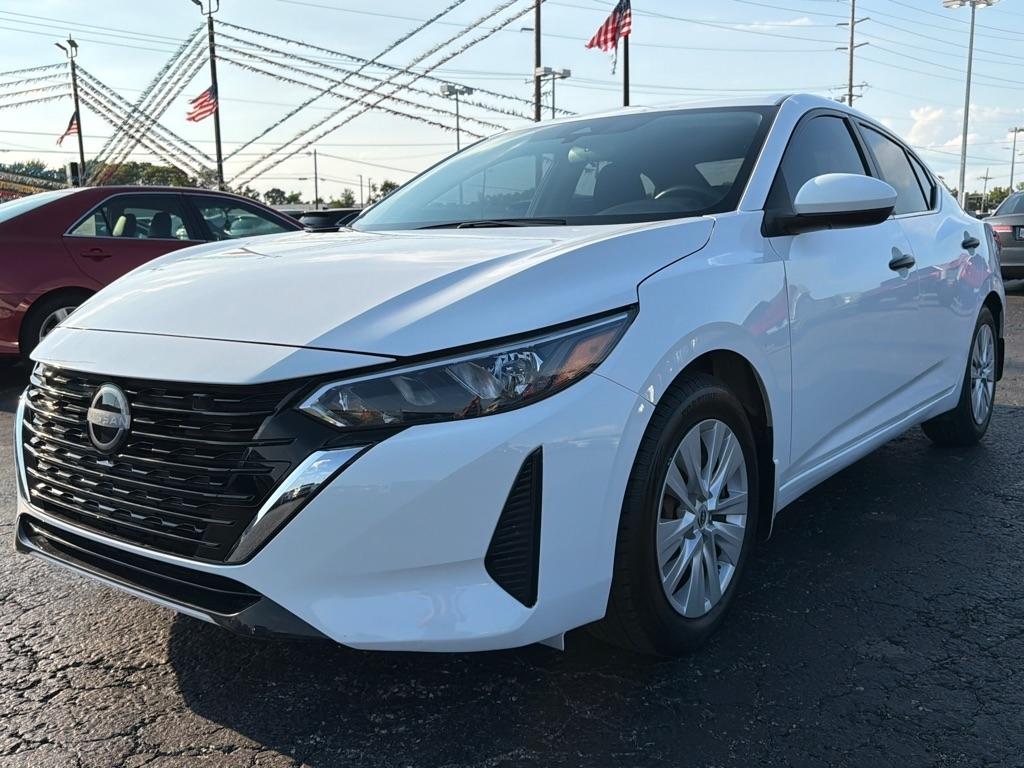 Nissan Sentra S CVT 2025