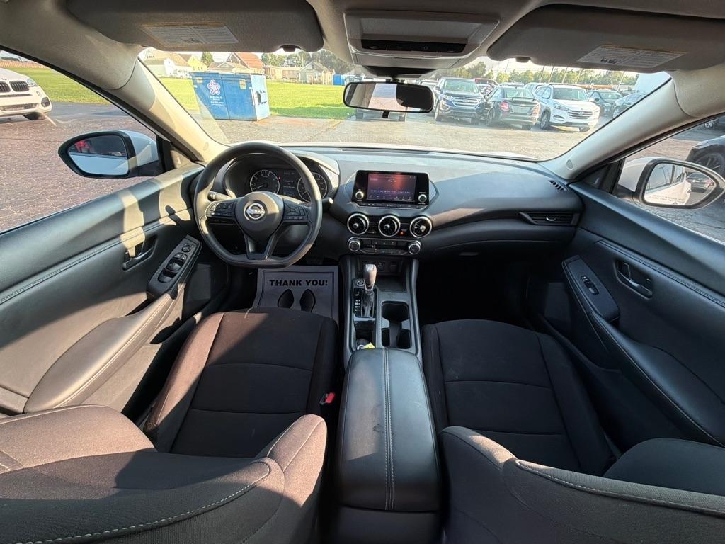 Nissan Sentra S CVT 2025