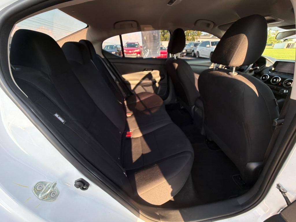 Nissan Sentra S CVT 2025
