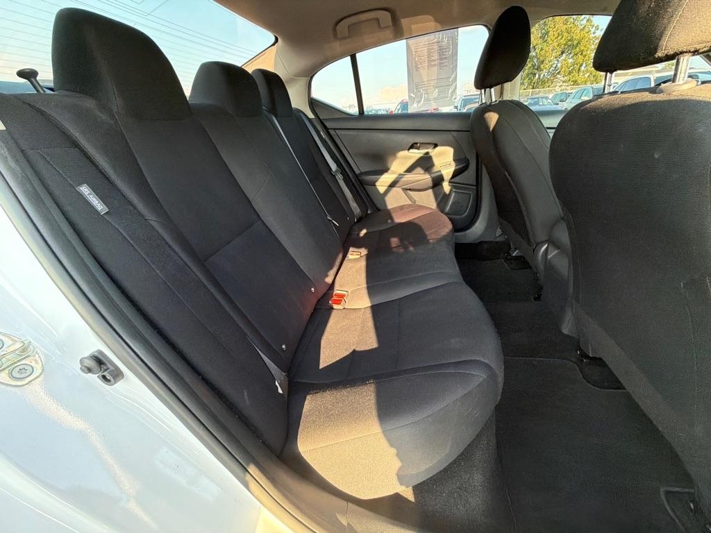Nissan Sentra S CVT 2025