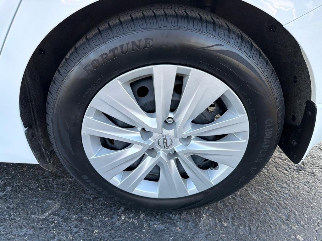 Nissan Sentra S CVT 2025