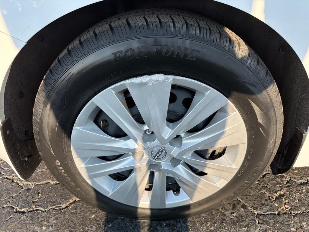 Nissan Sentra S CVT 2025