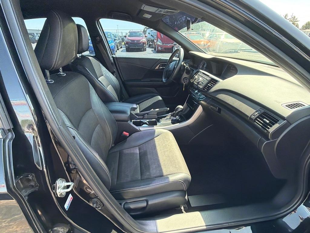 Honda Accord Sedan Sport CVT 2017