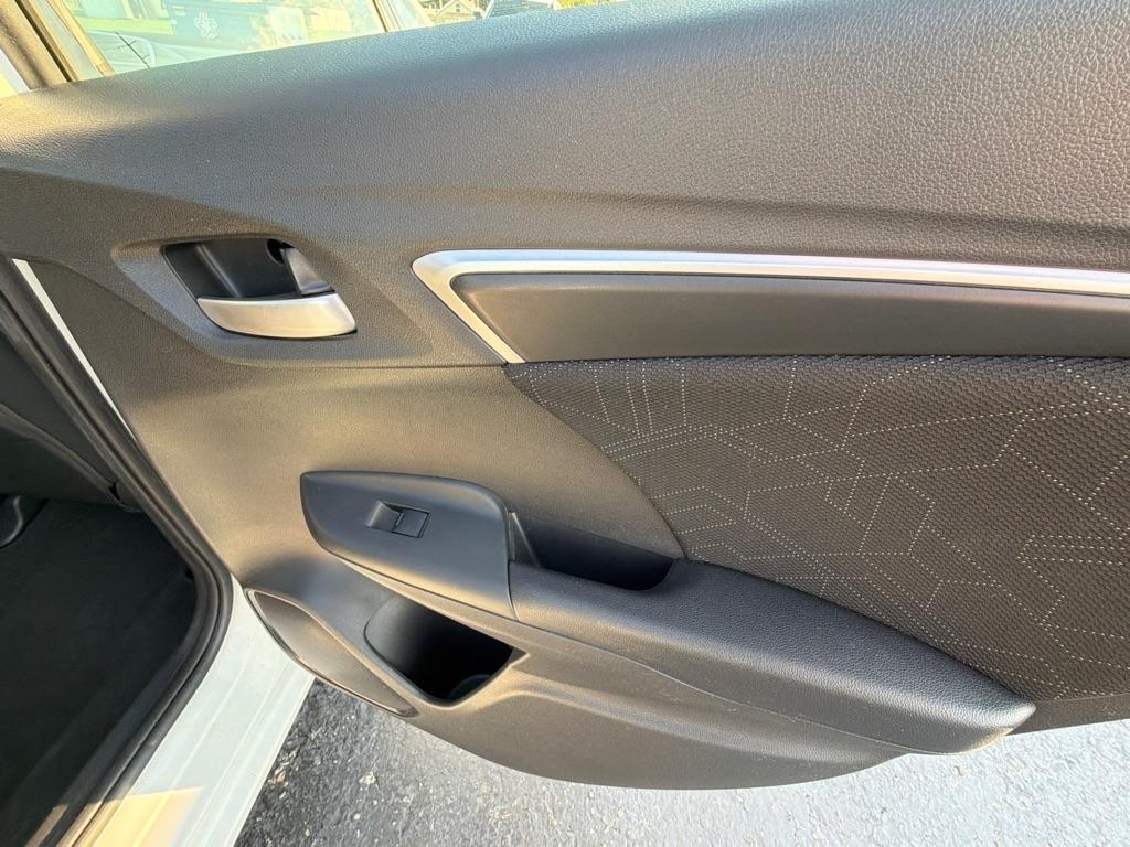 Honda Fit 5dr HB CVT EX 2016