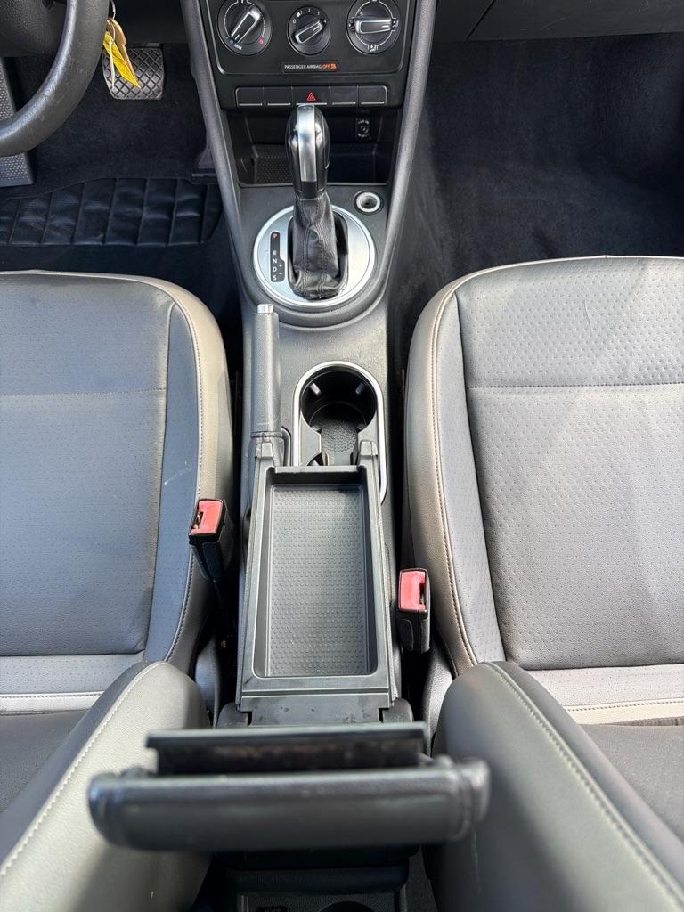 Volkswagen Beetle Coupe 2dr Auto 1.8T PZEV 2015