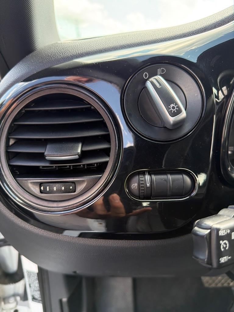 Volkswagen Beetle Coupe 2dr Auto 1.8T PZEV 2015