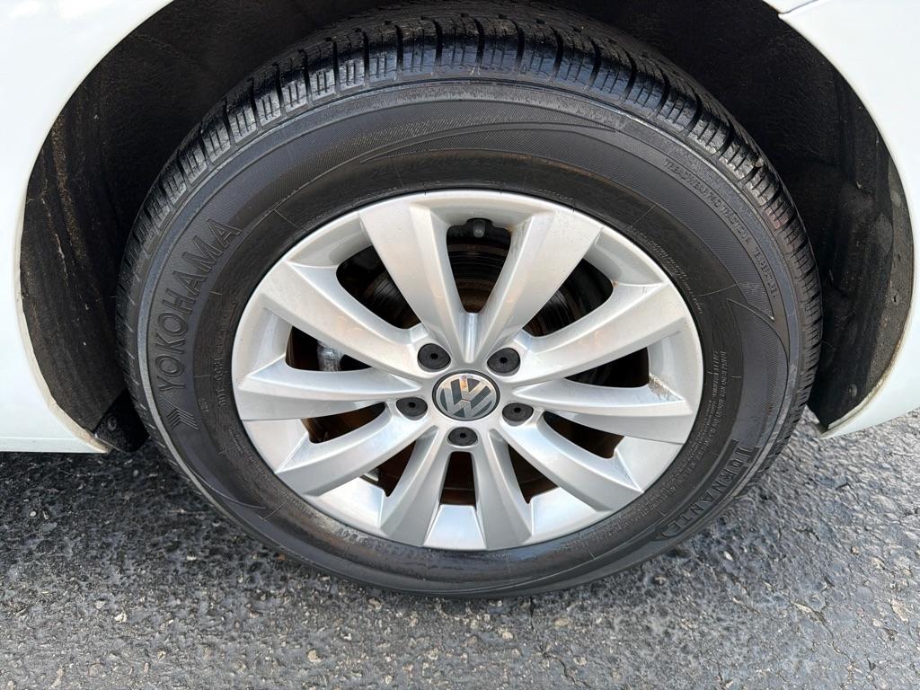 Volkswagen Beetle Coupe 2dr Auto 1.8T PZEV 2015
