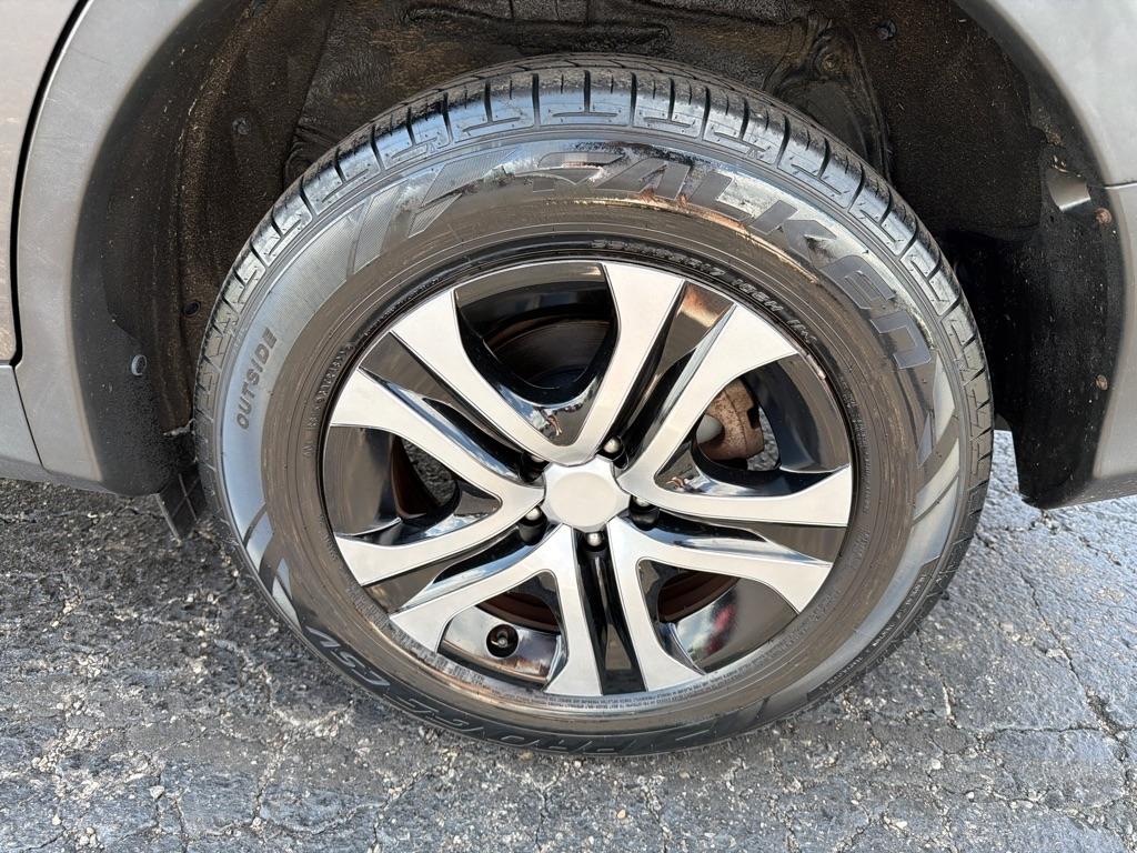 Toyota RAV4 AWD 4dr LE (Natl) 2015