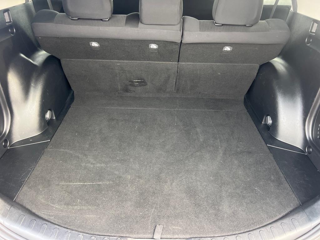Toyota RAV4 AWD 4dr LE (Natl) 2015