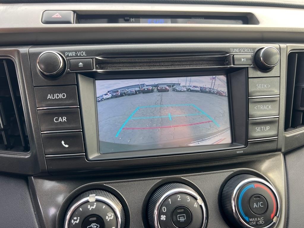 Toyota RAV4 AWD 4dr LE (Natl) 2015