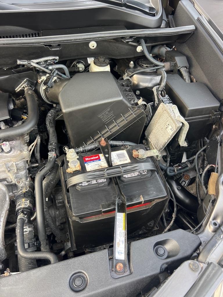 Toyota RAV4 AWD 4dr LE (Natl) 2015