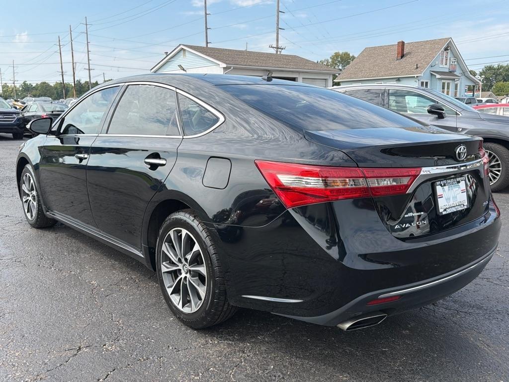 Toyota Avalon XLE Premium (Natl) 2017
