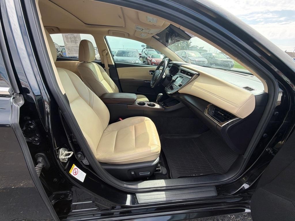Toyota Avalon XLE Premium (Natl) 2017