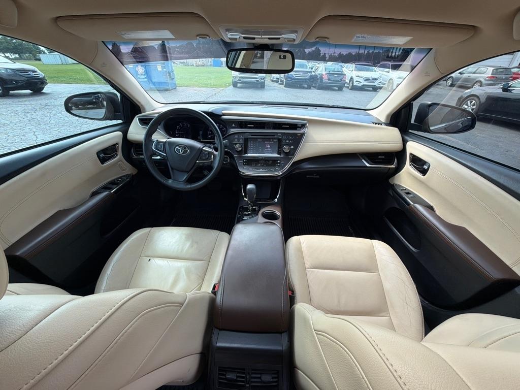 Toyota Avalon XLE Premium (Natl) 2017