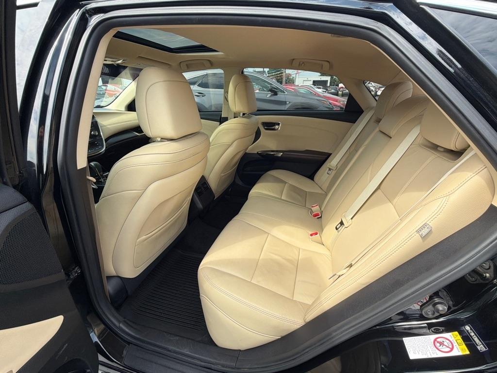 Toyota Avalon XLE Premium (Natl) 2017