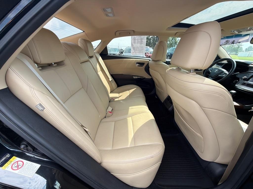 Toyota Avalon XLE Premium (Natl) 2017