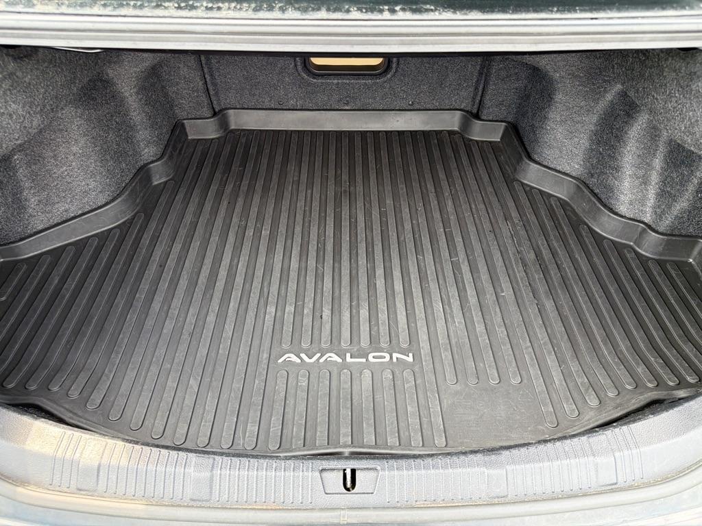 Toyota Avalon XLE Premium (Natl) 2017