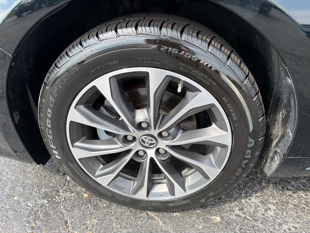 Toyota Avalon XLE Premium (Natl) 2017