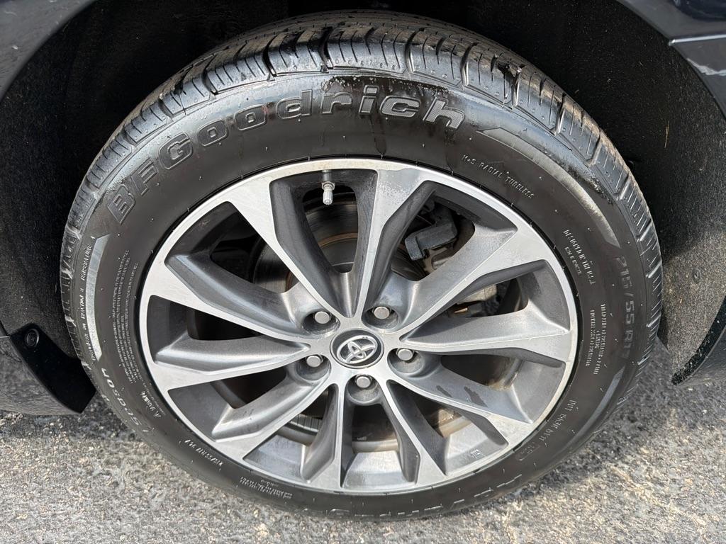 Toyota Avalon XLE Premium (Natl) 2017