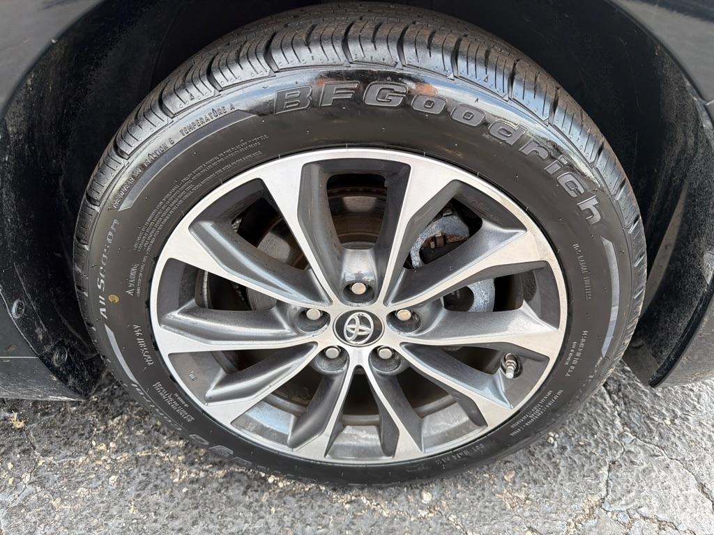 Toyota Avalon XLE Premium (Natl) 2017